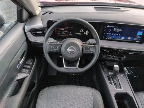 Used 2026 Nissan Kicks SV FWD image 15