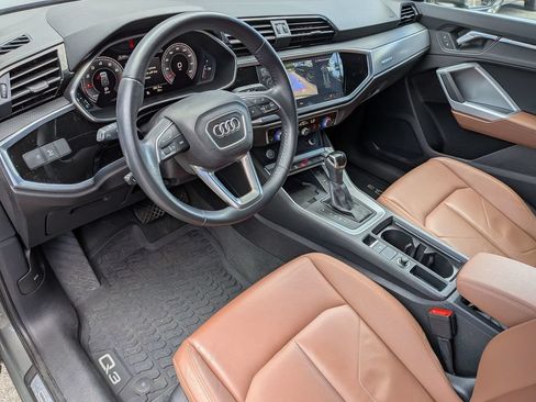 Used 2020 Audi Q3 2.0T Premium Plus w/ Premium Plus Package AWD/4WD image 11