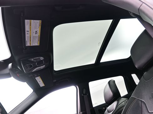 Used 2022 Jeep Compass High Altitude image 18