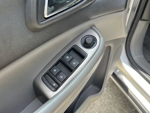 Used 2015 Chevrolet Malibu LS FWD image 11