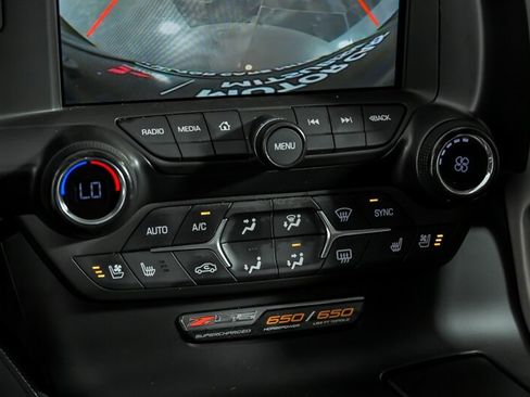 Used 2016 Chevrolet Corvette Z06 w/ 2LZ Preferred Equipment Group RWD image 33