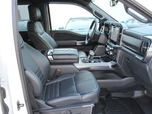 Used 2025 Ford F150 Platinum AWD/4WD image 49