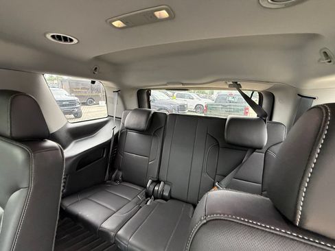 Used 2019 GMC Yukon SLT w/ Premium Edition AWD/4WD image 25