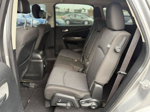 Used 2015 Dodge Journey SXT w/ Flexible Seating Group FWD image 20