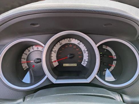 Used 2015 Toyota Tacoma 4x4 Double Cab image 10