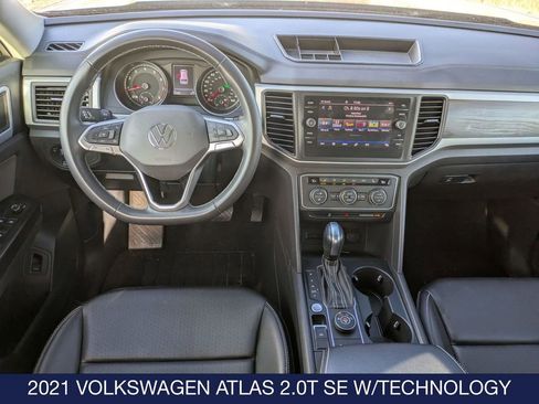 Certified 2021 Volkswagen Atlas SE image 33
