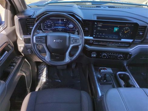Used 2023 Chevrolet Silverado 1500 RST image 16