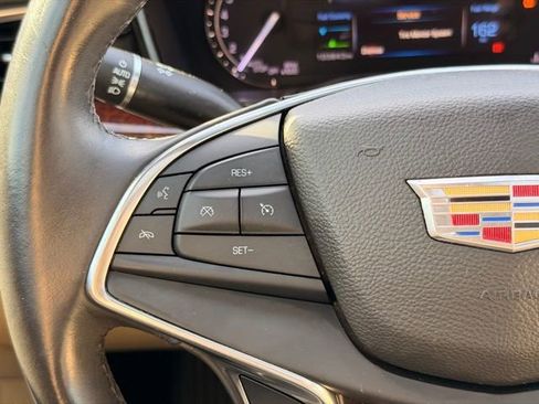 Used 2017 Cadillac XT5 Premium Luxury AWD/4WD image 28
