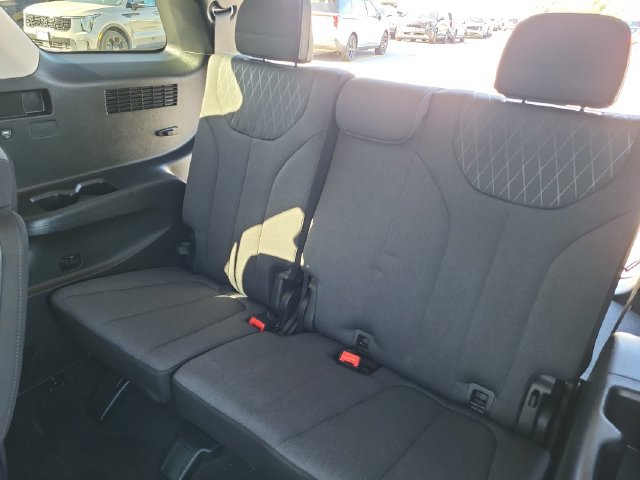Used 2021 Hyundai Palisade SEL w/ Convenience Package AWD/4WD image 16