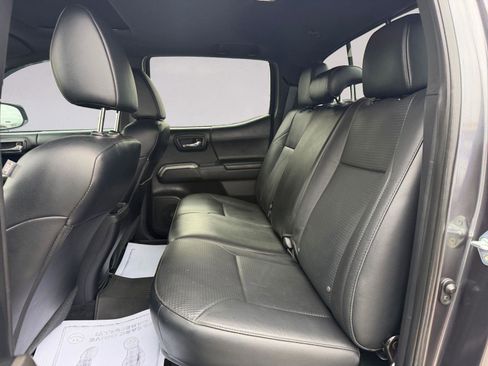 Used 2021 Toyota Tacoma Limited w/ Nightshade Package image 13