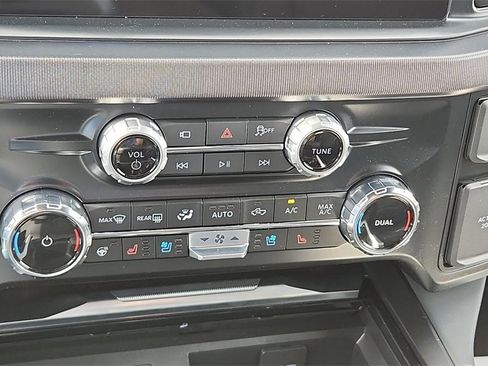 New 2026 Ford F250 Platinum image 19