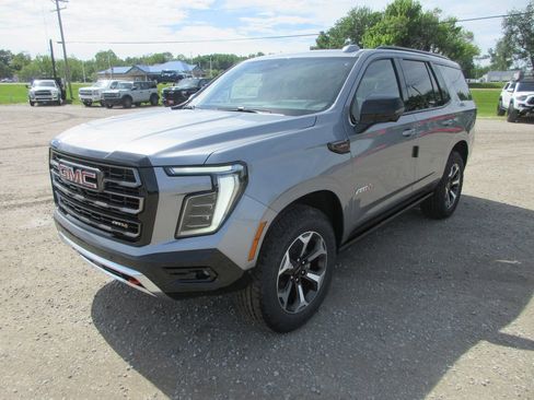 New 2026 GMC Yukon AT4 Ultimate AWD/4WD image 9