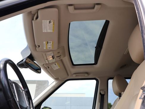Used 2012 Land Rover LR4 HSE AWD/4WD image 19