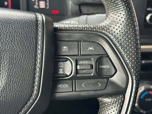 Used 2024 Toyota Tacoma SR image 25