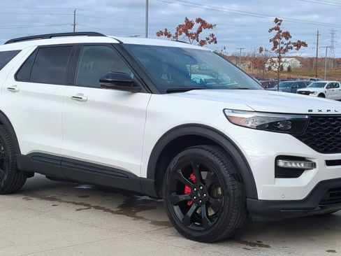 Certified 2023 Ford Explorer ST w/ Equipment Group 401A image 9