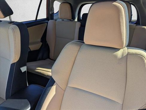 Used 2016 Toyota RAV4 XLE image 10