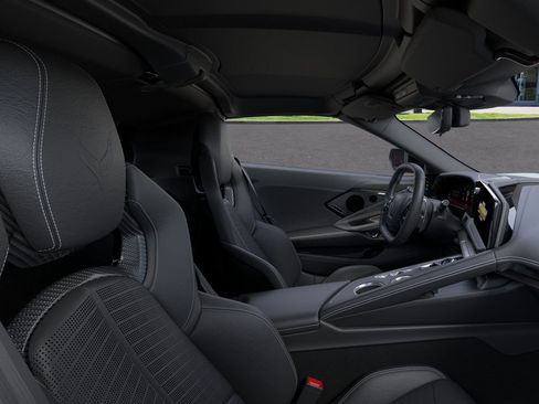 New 2026 Chevrolet Corvette Stingray Preferred Cpe w/ Z51 Performance Package image 17