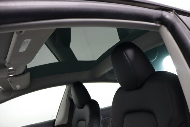 Used 2023 Tesla Model 3 Standard Range RWD image 21