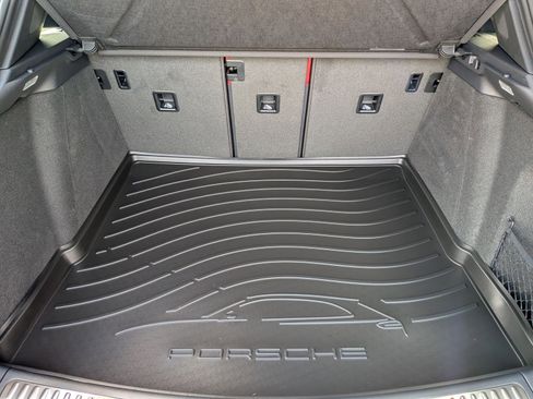 New 2026 Porsche Macan Turbo image 23