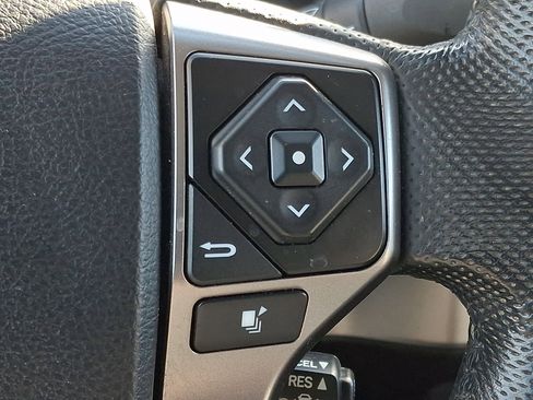 Used 2022 Toyota Tacoma image 21