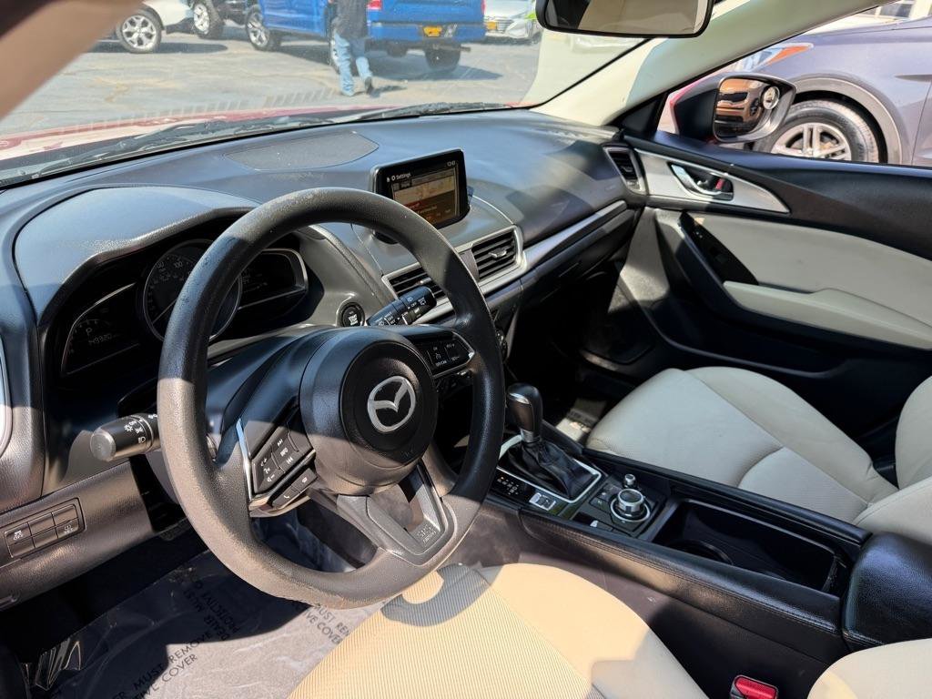 Used 2018 MAZDA MAZDA3 Sport FWD image 26