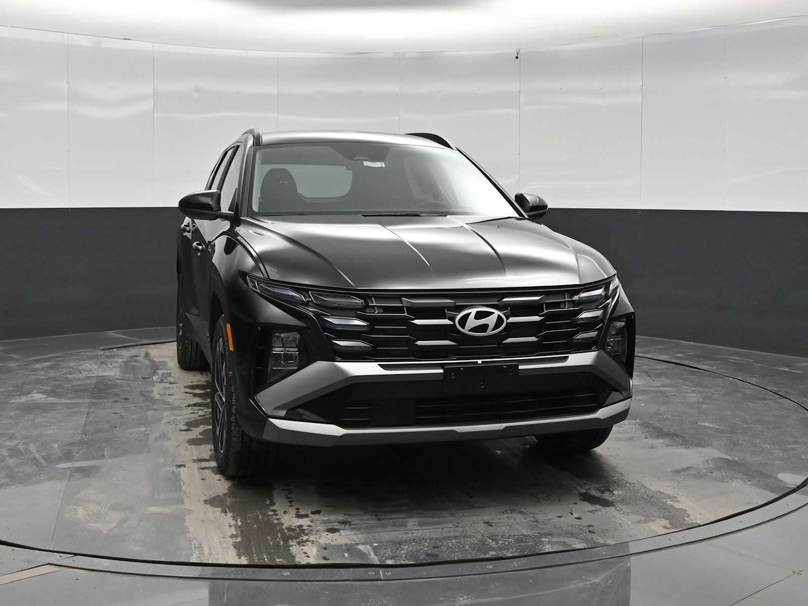 New 2026 Hyundai Tucson SEL Plus AWD/4WD image 2