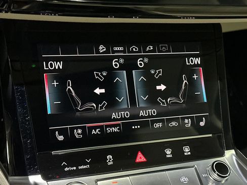 Used 2024 Audi Q8 e-tron Premium Plus w/ Premium Plus Package AWD/4WD image 20