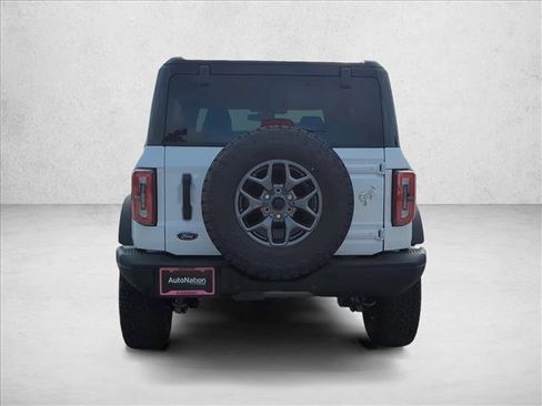 New 2025 Ford Bronco Badlands image 8