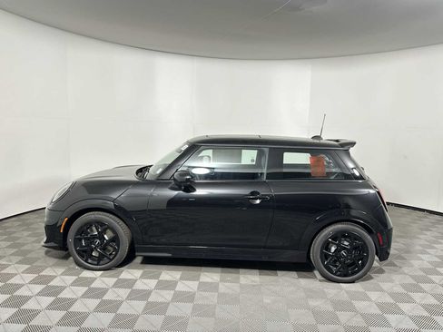 New 2026 MINI Cooper S image 4