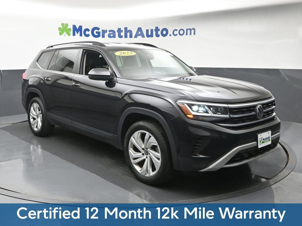 Used 2023 Volkswagen Atlas SE AWD/4WD image 2