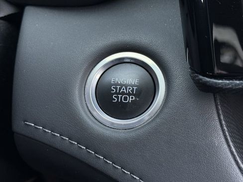 Used 2024 Toyota Highlander XSE image 23