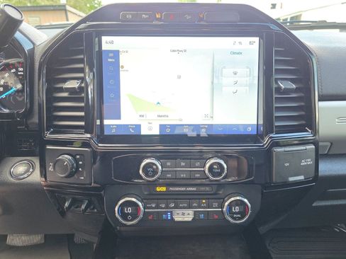 Used 2022 Ford F250 Lariat w/ Black Appearance Package image 14