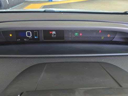 Used 2020 Toyota Prius Prime XLE FWD image 12