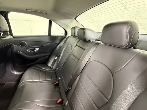 Used 2019 Mercedes-Benz C 300 Sedan image 25