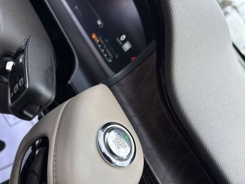 Used 2022 Lincoln Aviator Reserve w/ Equipment Group 201A image 17