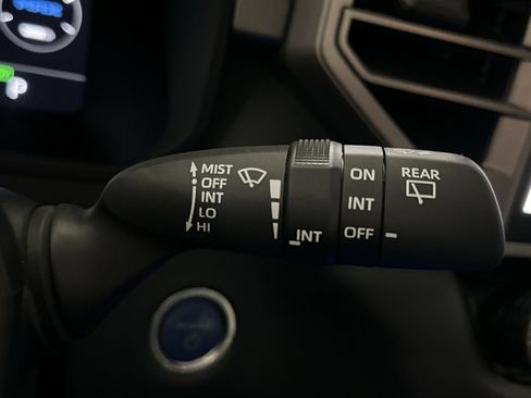 Used 2023 Toyota Sequoia Limited image 29