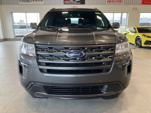 Used 2019 Ford Explorer XLT w/ Equipment Group 202A image 2
