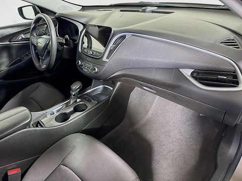 Used 2023 Chevrolet Malibu LT FWD image 27