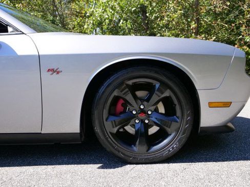 Used 2014 Dodge Challenger R/T w/ Blacktop Package image 38