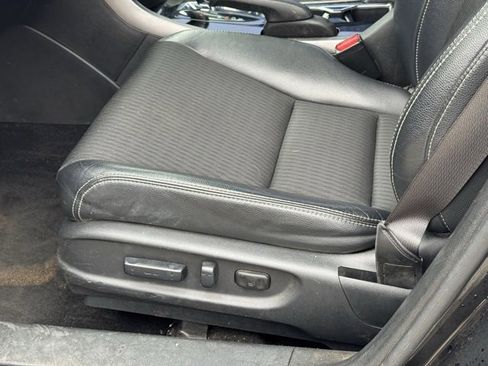 Used 2017 Honda Accord Sport image 19