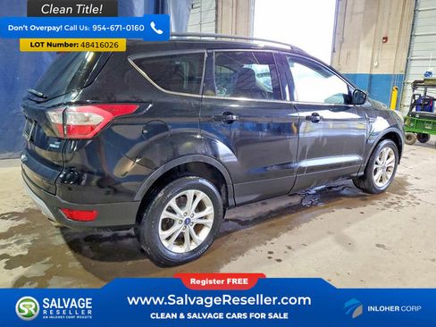 Used 2018 Ford Escape SE w/ SE Sync 3 Package AWD/4WD image 4