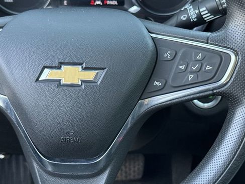 Used 2020 Chevrolet Equinox LT image 14