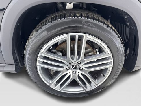 Used 2025 Mercedes-Benz GLS 450 4MATIC image 87