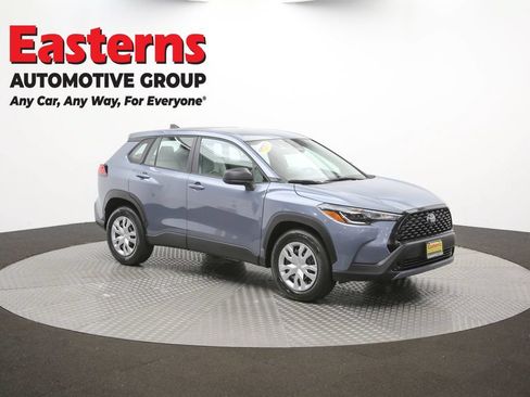 Used 2025 Toyota Corolla Cross L FWD image 41