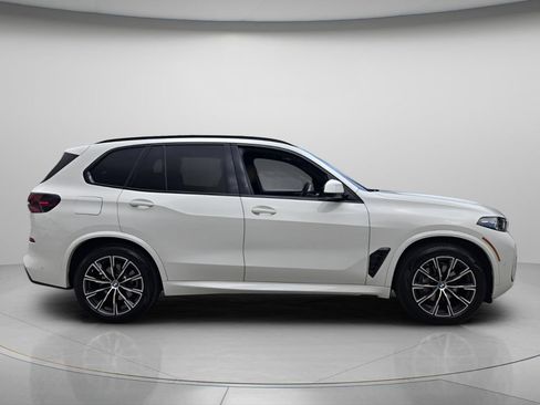 Used 2026 BMW X5 sDrive40i w/ Executive Package RWD image 4