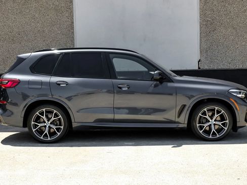 Used 2020 BMW X5 xDrive40i w/ M Sport Package AWD/4WD image 9