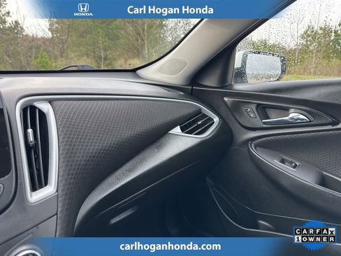 Used 2024 Chevrolet Malibu LT image 23