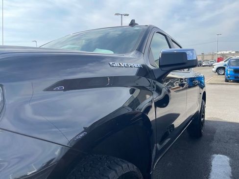 Used 2025 Chevrolet Silverado 1500 LT image 5