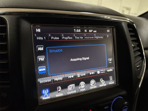 Used 2017 Jeep Grand Cherokee Laredo w/ Quick Order Package 23E image 14