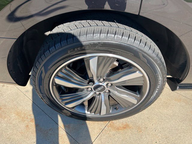 Used 2019 Lincoln Navigator Reserve AWD/4WD image 12